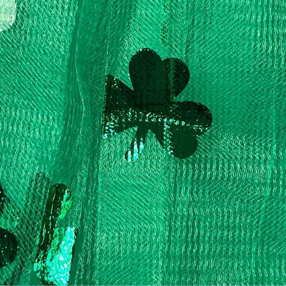 St. Patrick's Day Festive Green Shamrock Tulle Elastic Waist Skirt One Size NEW! - Picture 3 of 5